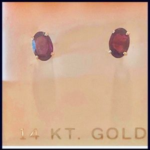 Solid 14k Yellow Gold Genuine Garnet Earrings